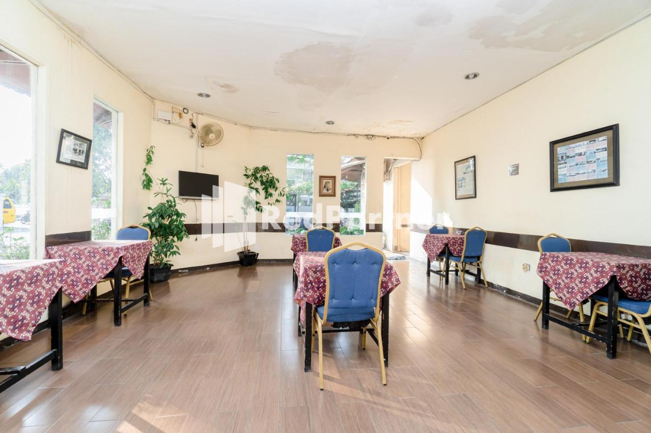 Cherry Pink Hotel Medan Mitra Reddoorz Dış mekan fotoğraf